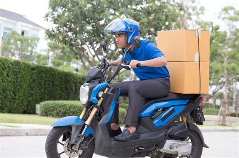 cheapest motorcycle delivery service.